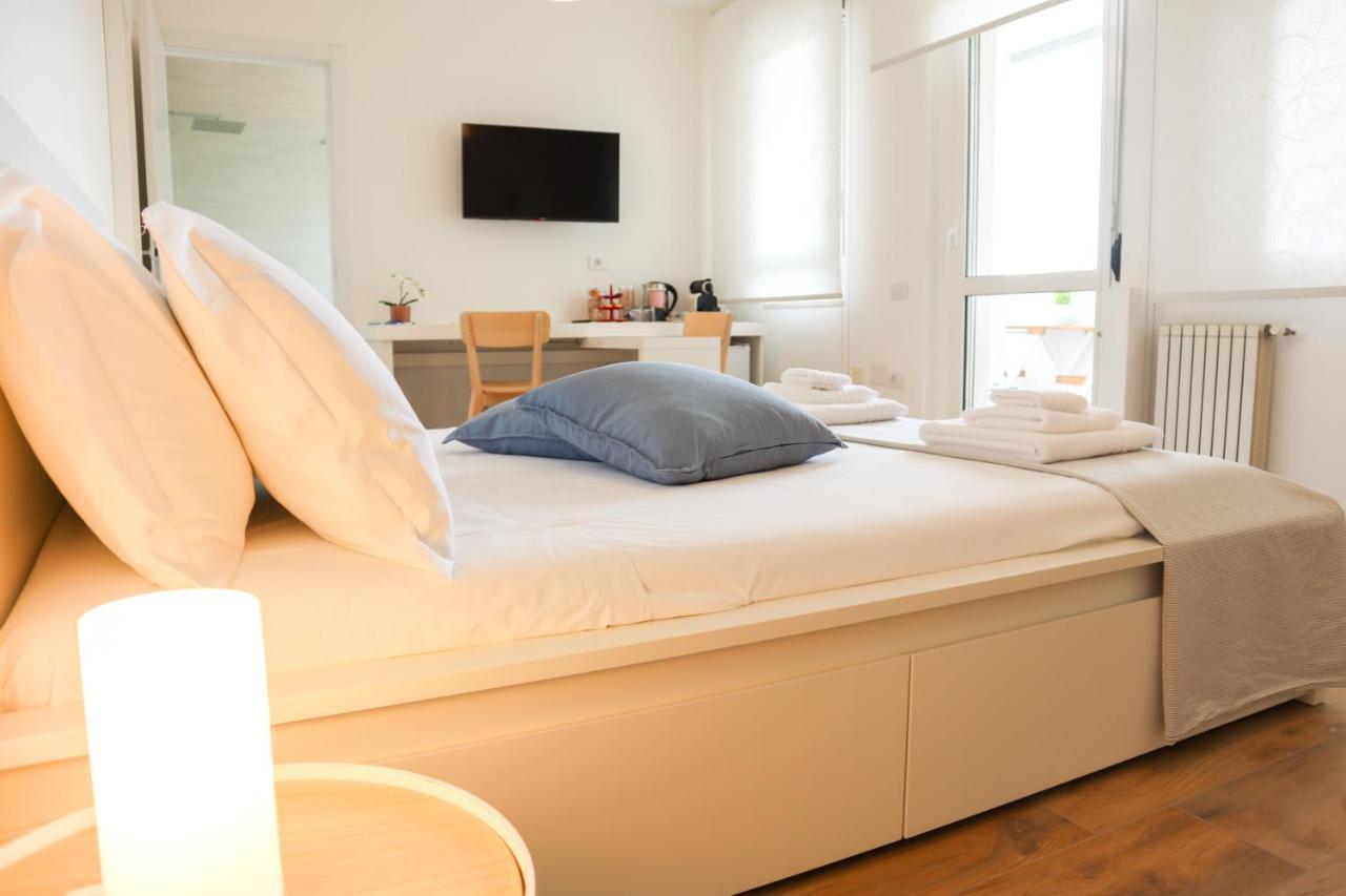 Suite Lighthouse Cagliari Bagian luar foto