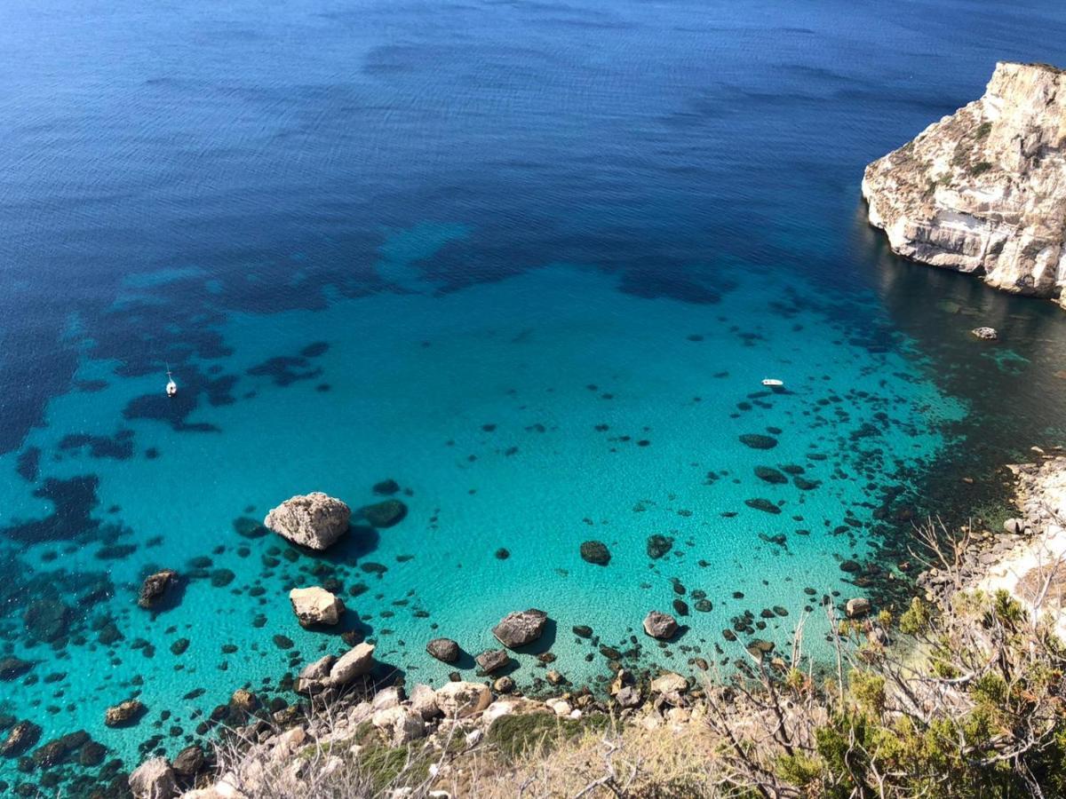 Suite Lighthouse Cagliari Bagian luar foto