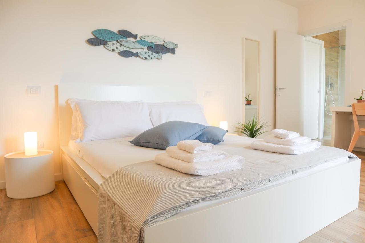 Suite Lighthouse Cagliari Bagian luar foto
